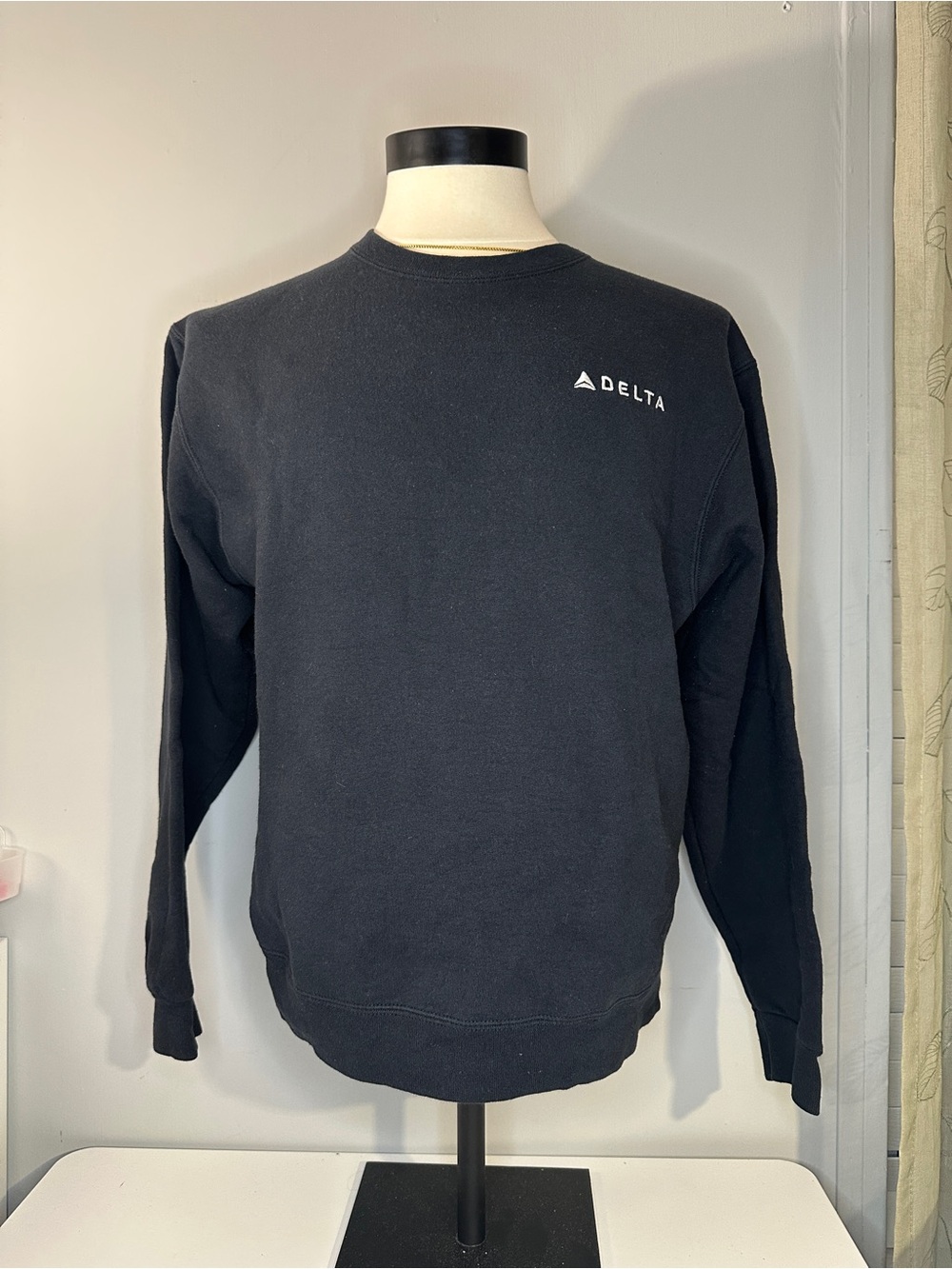 Delta Crewneck Pullover